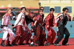 BTS gây xôn xao sân vận động World Cup