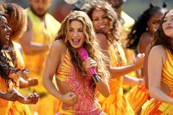 Vẻ ngoài 'đỉnh cao' của Shakira