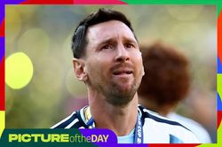 Khoảnh khắc World Cup: Giọt nước mắt Messi