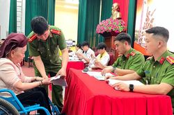 Công an tỉnh Sơn La mở đợt cao điểm thu nhận mẫu ADN thân nhân liệt sĩ