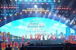 [Video] Festival Biển Khánh Hòa: Sắc màu đại dương - Vươn tầm quốc tế
