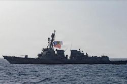 Iran tấn công 2 tàu chở dầu tại eo biển Hormuz