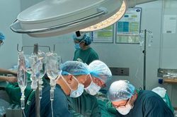 Cụ ông 70 tuổi suýt vỡ ruột thừa vì chủ quan