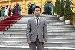 HCV IMO 2026 Nguyễn Đình Tùng: 7 năm ngồi sau xe bố đi 60km/ngày học Toán