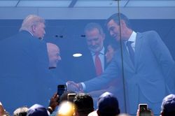 Tổng thống Trump tái ngộ lãnh đạo một quốc gia châu Âu bên lề Chung kết World Cup sau gần 2 năm 'lạnh nhạt'