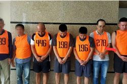 Một chủ tịch xã ở Thanh Hóa bị khởi tố vì cá độ bóng đá