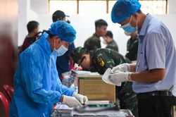 Hành trình lấy mẫu ADN tìm lại tên cho các liệt sĩ ở công viên Lê Thị Riêng