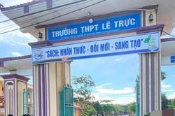 Lộ diện 2 giáo viên, 9 thí sinh gian lận thi tốt nghiệp từ những tin nhắn tố giác