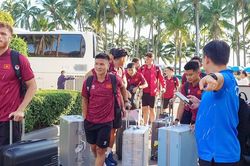 Tuyển Việt Nam đổ bộ Thái Lan, sẵn sàng đấu Timor Leste