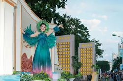 Festival Biển Khánh Hòa 2026: Dàn hoa hậu gây chú ý với màn diễu hành đặc biệt