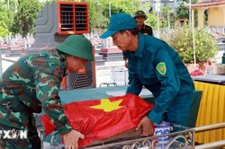 Lần theo những dấu t&iacute;ch c&ograve;n s&oacute;t lại