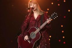 Taylor Swift lập kỳ tích chưa từng có sau hơn 60 năm lịch sử Billboard