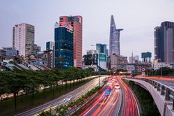 Standard Chartered nâng dự báo tăng trưởng GDP Việt Nam năm 2026 lên 9,5%