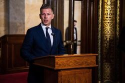 Thủ tướng Hungary Peter Magyar đề cử kiện tướng cờ vua Judit Polgar trở th&agrave;nh Tổng thống