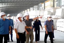 Đo&agrave;n đại biểu Quốc hội tỉnh gi&aacute;m s&aacute;t việc thực hiện ch&iacute;nh s&aacute;ch, ph&aacute;p luật về điện lực tại C&ocirc;ng ty Cổ phần Polyfill Y&ecirc;n B&aacute;i