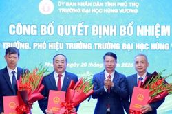 Công bố quyết định bổ nhiệm Hiệu trưởng, Phó Hiệu trưởng Trường Đại học Hùng Vương