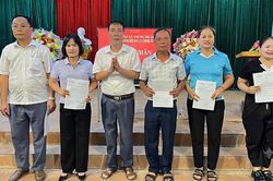 Những ngày đầu của thôn mới