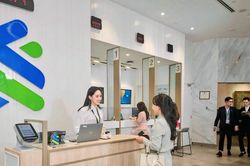 Standard Chartered nâng dự báo tăng trưởng GDP Việt Nam lên 9,5%