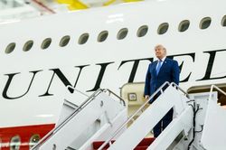 Ông Trump: Chuyên cơ Air Force One mới sẽ được nâng cấp tối đa