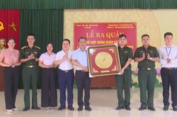 Hành quân dã ngoại làm công tác dân vận