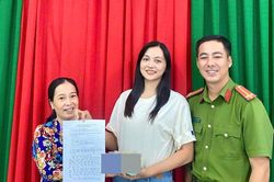 Câu chuyện ấm lòng về cô giáo Nguyễn Kiều Oanh và bọc tiền hơn 50 triệu đồng