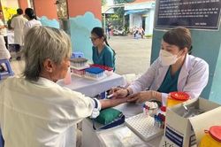 TP.Hồ Chí Minh: Đề xuất hỗ trợ 100% BHYT cho người từ đủ 60 đến dưới 65 tuổi