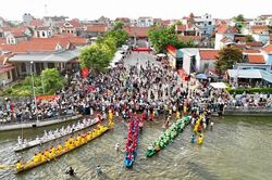 Quảng Ninh: Tưng bừng Lễ hội Xuống đồng phường Phong Cốc