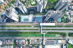 Cận cảnh rạch Đá Đỏ cạnh metro số 1 dần 'hồi sinh' sau nhiều năm ô nhiễm
