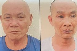 Khởi tố 2 đối tượng cưỡng đoạt tiền 'bảo kê' tàu thuyền trên sông Đá Bạc