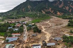 Những việc không nên làm để an toàn khi có sạt lở đất