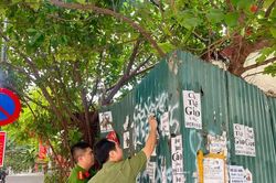 Xử phạt vi phạm hành chính 18 trường hợp dán quảng cáo sai quy định
