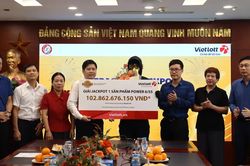 Chuyên gia người Hàn Quốc làm việc tại Bắc Ninh trúng Vietlott hơn 102 tỷ đồng