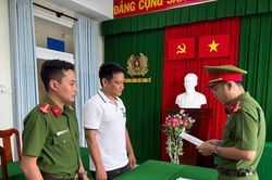 Khởi tố vụ án xâm phạm quyền sở hữu công nghiệp, thu giữ hơn 1.500 sản phẩm giả mạo nhãn hiệu
