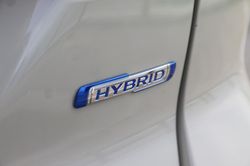 Xe hybrid Hàn - Trung - Nhật, ai sẽ nắm giữ thị trường nửa cuối năm?