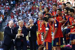 FIFA kiếm tiền từ World Cup 2026 bằng những cách chưa từng có