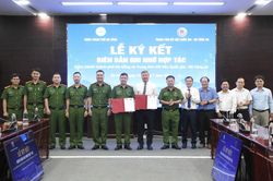 Đà Nẵng bắt tay Trung tâm Dữ liệu quốc gia phát triển AI và kinh tế dữ liệu