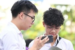 Kỳ thi tốt nghiệp THPT 2 trong 1 'thất sủng', có nên níu kéo?