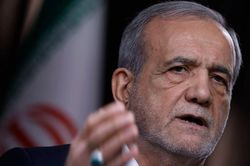 Iran tuyên bố đang trong 'cuộc chiến toàn diện' với Mỹ