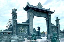 Nghệ An: Lên kế hoạch sẵn sàng cưỡng chế khu lăng mộ 'khủng' xây trên đất trồng cây