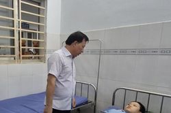 Tập trung cứu chữa các nạn nhân vụ cháy xe khách khiến 7 người tử vong
