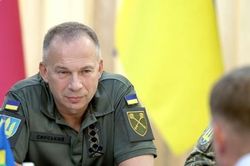 Tổng tư lệnh Ukraine phủ nhận mâu thuẫn với cựu Bộ trưởng Quốc phòng