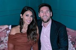 Vợ người mẫu viết cho Messi: Em ngưỡng mộ và yêu anh rất nhiều!