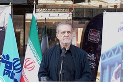 Iran nói đạt thành tựu 'vượt mong đợi' nhờ bản ghi nhớ, Houthi phong tỏa Biển Đỏ
