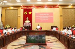 X&acirc;y dựng Đề &aacute;n tỉnh Ninh B&igrave;nh trở th&agrave;nh th&agrave;nh phố trực thuộc Trung ương v&agrave;o năm 2030​