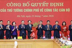 Thủ tướng Lê Minh Hưng chủ trì lễ công bố quyết định về công tác cán bộ