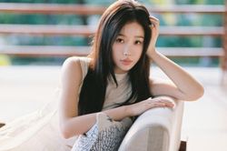 Buồn của Ngu Thư Hân