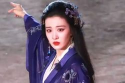 Vương Sở Nhiên gây chú ý với tạo hình cổ trang mới đầy bi thương