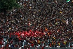 Cả Tây Ban Nha như mở hội, trong ngày đón những nhà vô địch World Cup trở về