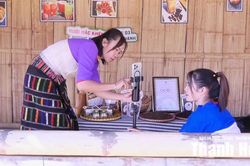 Chuyển đổi số thúc đẩy thương mại dịch vụ phát triển