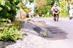 Đừng để đường mới thành đường cũ